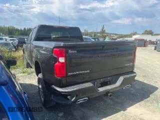 ✅ 2019 Chevrolet Silverado 1500 Custom • VIN: 1GCRYBEF2KZ317771 • Lot: 69050054. Wystawiony na Copart z przebiegiem 103 878 mil. Bezpłatny archiwum sprzedaży aukcyjnych z USA i szczegółowy raport historii pojazdu na DreamBid. Zdjęcie 2.