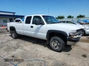 ✅ 2001 Chevrolet Silverado 2500HD LS • VIN: 1GCHK29U61E204921 • Лот: 63318435. Опубликован ранее на Copart с пробегом 283 890 миль. Бесплатный доступ к архиву аукционных продаж из США и подробный отчёт об истории автомобиля на DreamBid. Изображение 4.