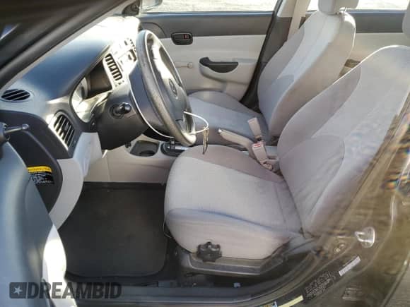 2009 Hyundai Accent Auto GLS с VIN KMHCM46C69U307815, выставлен на аукционе Copart как лот 79582864 с пробегом 76 162 миль миль и Списание • Salvage title. История ставок и продаж доступна на DreamBid. Изображение 7.