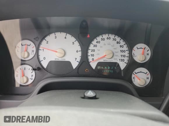 ✅ 2007 Dodge 1500 SLT • VIN: 1D7HU18277S103004 • Лот: 59043644. Опубликован ранее на Copart с пробегом 139 096 миль. Бесплатный доступ к архиву аукционных продаж из США и подробный отчёт об истории автомобиля на DreamBid. Изображение 9.