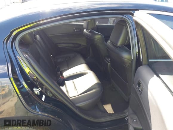 ✅ 2016 Acura ILX Premium • VIN: 19UDE2F75GA024822 • Lot: 43619885. Wystawiony na IAAI z przebiegiem 91 485 mil. Bezpłatny archiwum sprzedaży aukcyjnych z USA i szczegółowy raport historii pojazdu na DreamBid. Zdjęcie 8.