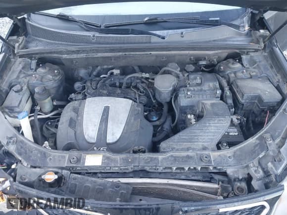 ✅ 2012 Kia Sorento SX • VIN: 5XYKW4A25CG290183 • Lot: 43501566. Wystawiony na IAAI z przebiegiem 256 958 mil. Bezpłatny archiwum sprzedaży aukcyjnych z USA i szczegółowy raport historii pojazdu na DreamBid. Zdjęcie 10.