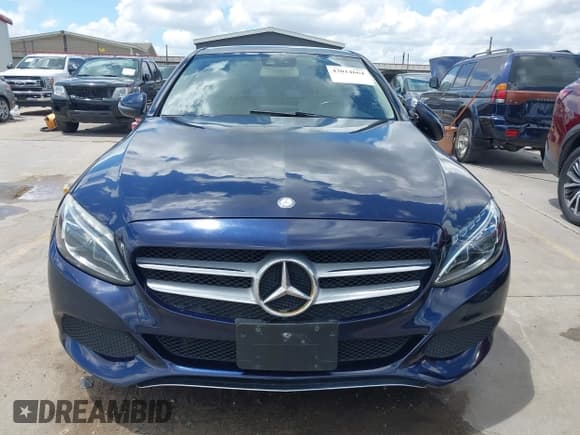 ✅ 2016 Mercedes-Benz C 300 Luxury • VIN: 55SWF4KB8GU138247 • Lot: 43014664. Listed on IAAI with 116,334 mi. Free auction sales archive from the USA and detailed vehicle history report at DreamBid. Image 12.