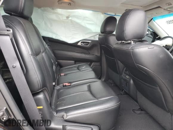 ✅ 2016 Nissan Pathfinder Platinum • VIN: 5N1AR2MN3GC670741 • Лот: 93497255. Опубликован ранее на Copart с пробегом 140 489 миль. Бесплатный доступ к архиву аукционных продаж из США и подробный отчёт об истории автомобиля на DreamBid. Изображение 10.