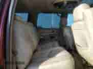 2003 Chevrolet Suburban LT с VIN 1GNEC16Z33J315289, выставлен на аукционе Copart как лот 83066714 с пробегом 385 262 миль миль и Списание • Salvage title. История ставок и продаж доступна на DreamBid. Изображение 11.