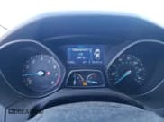 ✅ 2013 Ford Focus SE • VIN: 1FADP3F25DL354100 • Lot: 85890695. Wystawiony na Copart z przebiegiem 85 652 mil. Bezpłatny archiwum sprzedaży aukcyjnych z USA i szczegółowy raport historii pojazdu na DreamBid. Zdjęcie 9.