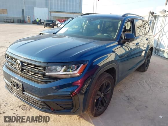 ✅ 2023 Volkswagen Atlas SEL R-Line Black • VIN: 1V2SR2CA9PC544552 • Lot: 43343564. Listed on IAAI with 82,486 mi. Free auction sales archive from the USA and detailed vehicle history report at DreamBid. Image 2.
