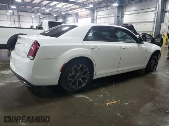 ✅ 2017 Chrysler 300 S • VIN: 2C3CCAGG2HH530303 • Lot: 68309715. Listed on Copart with 163,527 mi. Free auction sales archive from the USA and detailed vehicle history report at DreamBid. Image 3.