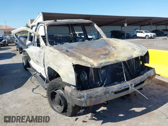 ✅ 2004 Chevrolet Silverado 2500HD LS • VIN: 1GCHC23174F125493 • Лот: 42701000. Опубликован ранее на IAAI с пробегом Не указан. Бесплатный доступ к архиву аукционных продаж из США и подробный отчёт об истории автомобиля на DreamBid. Изображение 6.