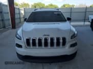 ✅ 2015 Jeep Cherokee Sport • VIN: 1C4PJLAB4FW721022 • Lot: 60163885. Wystawiony na Copart z przebiegiem 162 308 mil. Bezpłatny archiwum sprzedaży aukcyjnych z USA i szczegółowy raport historii pojazdu na DreamBid. Zdjęcie 5.