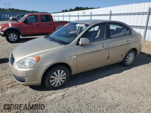 ✅ 2007 Hyundai Accent GLS • VIN: KMHCN46C37U099600 • Лот: 57469855. Опубликован ранее на Copart с пробегом 87 276 миль. Бесплатный доступ к архиву аукционных продаж из США и подробный отчёт об истории автомобиля на DreamBid. Изображение 1.