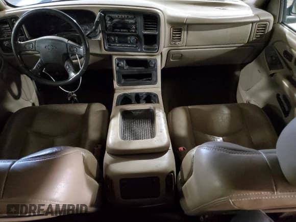 ✅ 2004 Chevrolet Silverado 1500 LS • VIN: 2GCEK13T641427852 • Lot: 51448595. Wystawiony na Copart z przebiegiem 174 565 mil. Bezpłatny archiwum sprzedaży aukcyjnych z USA i szczegółowy raport historii pojazdu na DreamBid. Zdjęcie 8.