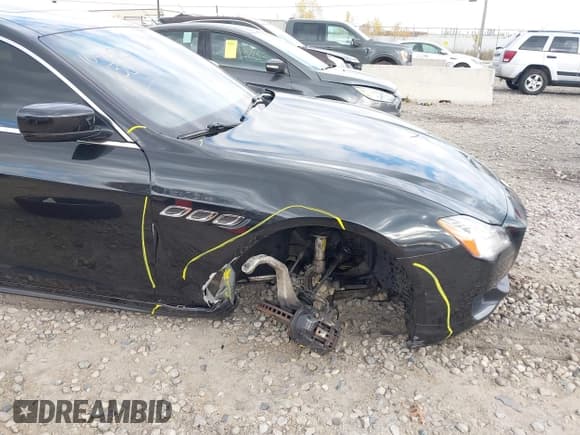 ✅ 2014 Maserati Quattroporte S Q4 • VIN: ZAM56RRA7E1081287 • Lot: 43574802. Wystawiony na IAAI z przebiegiem 93 735 mil. Bezpłatny archiwum sprzedaży aukcyjnych z USA i szczegółowy raport historii pojazdu na DreamBid. Zdjęcie 6.