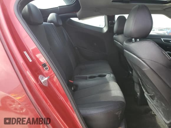 ✅ 2014 Hyundai Veloster • VIN: KMHTC6AD4EU211609 • Lot: 45194775. Wystawiony na Copart z przebiegiem 67 081 mil. Bezpłatny archiwum sprzedaży aukcyjnych z USA i szczegółowy raport historii pojazdu na DreamBid. Zdjęcie 10.