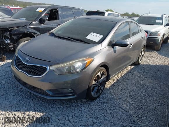 ✅ 2016 Kia Forte EX • VIN: KNAFZ4A85G5590038 • Lot: 43434274. Wystawiony na IAAI z przebiegiem 114 823 mil. Bezpłatny archiwum sprzedaży aukcyjnych z USA i szczegółowy raport historii pojazdu na DreamBid. Zdjęcie 2.