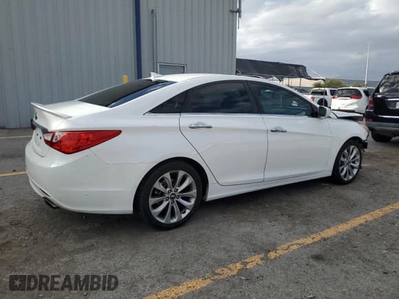 ✅ 2013 Hyundai Sonata SE • VIN: 5NPEC4ACXDH799730 • Лот: 86672345. Опубликован ранее на Copart с пробегом 97 537 миль. Бесплатный доступ к архиву аукционных продаж из США и подробный отчёт об истории автомобиля на DreamBid. Изображение 3.