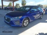 ✅ 2020 Hyundai Ioniq Blue • VIN: KMHC65LC8LU241795 • Lot: 41806566. Wystawiony na IAAI z przebiegiem 63 774 mil. Bezpłatny archiwum sprzedaży aukcyjnych z USA i szczegółowy raport historii pojazdu na DreamBid. Zdjęcie 18.
