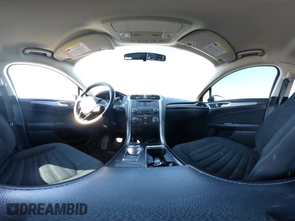 ✅ 2017 Ford Fusion SE • VIN: 3FA6P0H72HR370360 • Lot: 43244810. Wystawiony na IAAI z przebiegiem 91 376 mil. Bezpłatny archiwum sprzedaży aukcyjnych z USA i szczegółowy raport historii pojazdu na DreamBid. Zdjęcie 18.