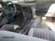 2002 Chevrolet Camaro Z28 z VIN 2G1FP22G922146192, wystawiony jako Copart lot #87924525 z przebiegiem 151 770 mil mil oraz Szkoda całkowita • Salvage title. Historia ofert i sprzedaży dostępna na DreamBid. Obrazek 8.