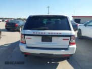 ✅ 2013 Land Rover Range Rover Sport SC • VIN: SALSH2E41DA778664 • Lot: 43451794. Wystawiony na IAAI z przebiegiem 120 293 mil. Bezpłatny archiwum sprzedaży aukcyjnych z USA i szczegółowy raport historii pojazdu na DreamBid. Zdjęcie 16.