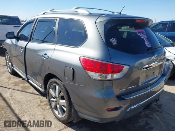 ✅ 2016 Nissan Pathfinder Platinum • VIN: 5N1AR2MN3GC643006 • Lot: 43611488. Wystawiony na IAAI z przebiegiem 86 625 mil. Bezpłatny archiwum sprzedaży aukcyjnych z USA i szczegółowy raport historii pojazdu na DreamBid. Zdjęcie 3.
