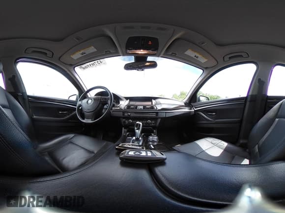 ✅ 2014 BMW 5 Series 528i xDrive • VIN: WBA5A7C58ED219319 • Лот: 42705580. Опубликован ранее на IAAI с пробегом 164 247 миль. Бесплатный доступ к архиву аукционных продаж из США и подробный отчёт об истории автомобиля на DreamBid. Изображение 18.