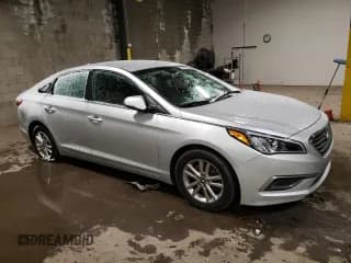 ✅ 2017 Hyundai Sonata SE • VIN: 5NPE24AF4HH477250 • Лот: 72832882. Опубликован ранее на Copart с пробегом 79 480 миль. Бесплатный доступ к архиву аукционных продаж из США и подробный отчёт об истории автомобиля на DreamBid. Изображение 4.
