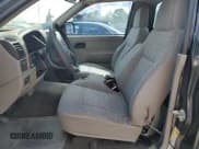 ✅ 2006 Chevrolet Colorado Work Truck • VIN: 1GCCS148468311034 • Лот: 70044054. Опубликован ранее на Copart с пробегом 170 116 миль. Бесплатный доступ к архиву аукционных продаж из США и подробный отчёт об истории автомобиля на DreamBid. Изображение 7.