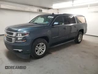 ✅ 2019 Chevrolet Suburban LT • VIN: 1GNSKHKC3KR399503 • Lot: 74956914. Wystawiony na Copart z przebiegiem 14 226 mil. Bezpłatny archiwum sprzedaży aukcyjnych z USA i szczegółowy raport historii pojazdu na DreamBid. Zdjęcie 1.