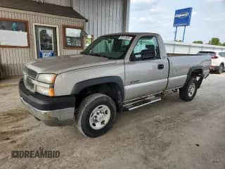 2004 Chevrolet Silverado 2500HD Work Truck с VIN 1GCHK24U04E135008, выставлен на аукционе Copart как лот 60415035 с пробегом 239 781 миль миль и Чистый • Clean title. История ставок и продаж доступна на DreamBid. Изображение 1.