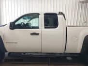 ✅ 2009 Chevrolet Silverado 2500HD • VIN: 1GCHK49699E105437 • Лот: 41264462. Опубликован ранее на IAAI с пробегом 306 561 миль. Бесплатный доступ к архиву аукционных продаж из США и подробный отчёт об истории автомобиля на DreamBid. Изображение 14.