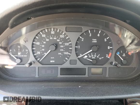 ✅ 2003 BMW 3 Series 325xi • VIN: WBAEU33473PM56774 • Лот: 58332015. Опубликован ранее на Copart с пробегом Не указан. Бесплатный доступ к архиву аукционных продаж из США и подробный отчёт об истории автомобиля на DreamBid. Изображение 9.