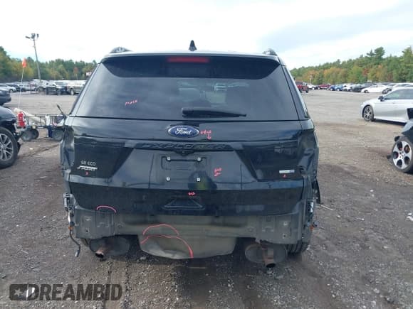 ✅ 2016 Ford Explorer Sport • VIN: 1FM5K8GT2GGB80075 • Lot: 43307328. Wystawiony na IAAI z przebiegiem 182 961 mil. Bezpłatny archiwum sprzedaży aukcyjnych z USA i szczegółowy raport historii pojazdu na DreamBid. Zdjęcie 17.