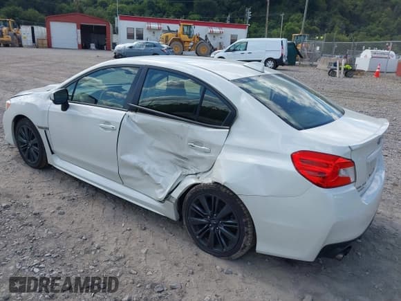 ✅ 2016 Subaru WRX • VIN: JF1VA1B64G9832950 • Lot: 43088184. Listed on IAAI with 111,395 mi. Free auction sales archive from the USA and detailed vehicle history report at DreamBid. Image 3.