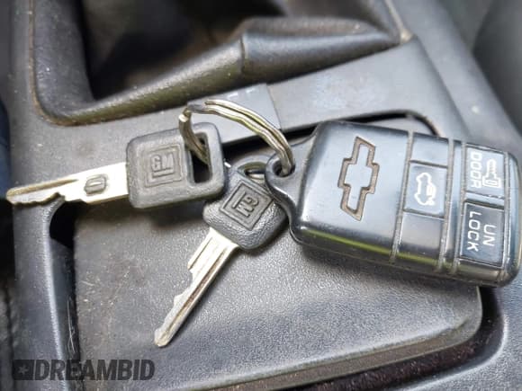 ✅ 1995 Chevrolet Camaro Z28 • VIN: 2G1FP22P1S2219572 • Lot: 42114058. Listed on IAAI with 243,669 mi. Free auction sales archive from the USA and detailed vehicle history report at DreamBid. Image 11.