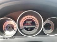 ✅ 2013 Mercedes-Benz C 250 Sport • VIN: WDDGF4HB5DA771327 • Лот: 83956385. Опубликован ранее на Copart с пробегом 103 256 миль. Бесплатный доступ к архиву аукционных продаж из США и подробный отчёт об истории автомобиля на DreamBid. Изображение 9.