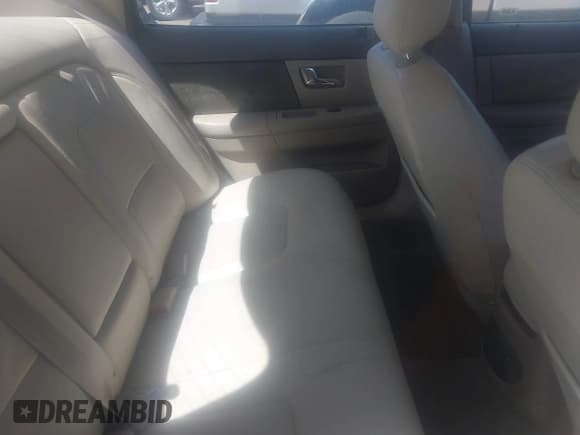 ✅ 2002 Mercury Sable LS Premium • VIN: 1MEHM55S02G608088 • Lot: 43187744. Wystawiony na IAAI z przebiegiem 63 823 mil. Bezpłatny archiwum sprzedaży aukcyjnych z USA i szczegółowy raport historii pojazdu na DreamBid. Zdjęcie 8.