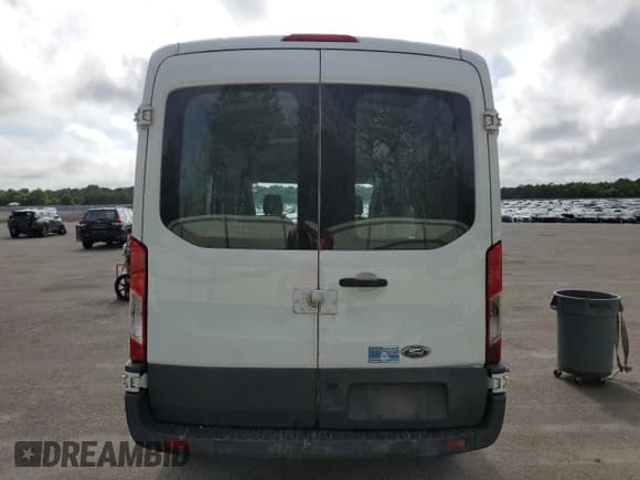 ✅ 2016 Ford Transit Cargo • VIN: 1FTYR1CM2GKB40692 • Lot: 69487295. Listed on Copart with 184,696 mi. Free auction sales archive from the USA and detailed vehicle history report at DreamBid. Image 6.