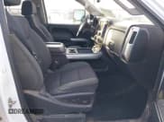 ✅ 2015 Chevrolet Silverado 2500HD LT • VIN: 1GC1KVEGXFF161303 • Lot: 41533039. Wystawiony na IAAI z przebiegiem 249 505 mil. Bezpłatny archiwum sprzedaży aukcyjnych z USA i szczegółowy raport historii pojazdu na DreamBid. Zdjęcie 5.