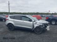 ✅ 2019 Ford Escape SE • VIN: 1FMCU9GDXKUC43174 • Lot: 43437748. Wystawiony na IAAI z przebiegiem 72 746 mil. Bezpłatny archiwum sprzedaży aukcyjnych z USA i szczegółowy raport historii pojazdu na DreamBid. Zdjęcie 14.