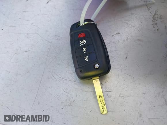 ✅ 2021 Hyundai Elantra SE • VIN: 5NPLL4AG5MH036590 • Lot: 43476534. Listed on IAAI with 70,995 mi. Free auction sales archive from the USA and detailed vehicle history report at DreamBid. Image 11.