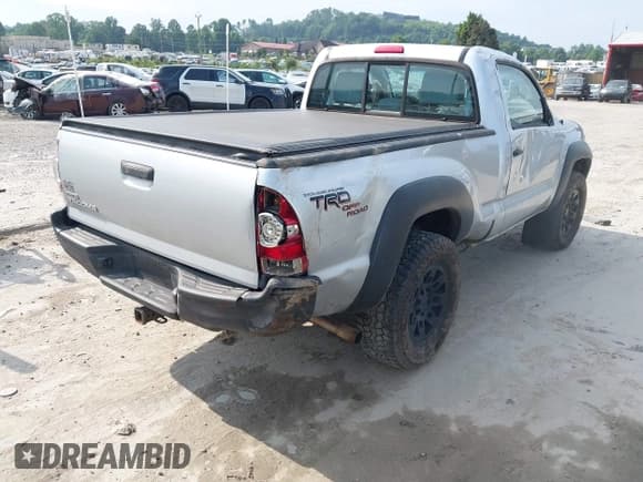 ✅ 2011 Toyota Tacoma • VIN: 5TFPX4EN5BX002830 • Lot: 42688913. Listed on IAAI with 229,264 mi. Free auction sales archive from the USA and detailed vehicle history report at DreamBid. Image 4.
