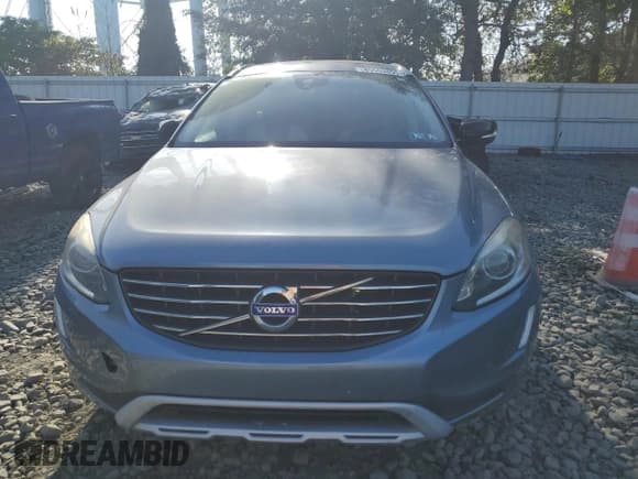 ✅ 2017 Volvo XC60 Dynamic • VIN: YV449MRR5H2087942 • Лот: 85553455. Опубликован ранее на Copart с пробегом 148 454 миль. Бесплатный доступ к архиву аукционных продаж из США и подробный отчёт об истории автомобиля на DreamBid. Изображение 5.