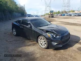 2013 Hyundai Genesis Coupe Track with VIN KMHHU6KJ7DU103104, listed as a IAAI auction lot 43453774 with 114,532 mi miles and . Bid and sale history available at DreamBid. Image 1.