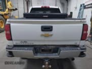 ✅ 2019 Chevrolet Silverado 2500HD LT • VIN: 1GC1KSEG9KF277777 • Лот: 40597481. Опубликован ранее на IAAI с пробегом 105 812 миль. Бесплатный доступ к архиву аукционных продаж из США и подробный отчёт об истории автомобиля на DreamBid. Изображение 16.