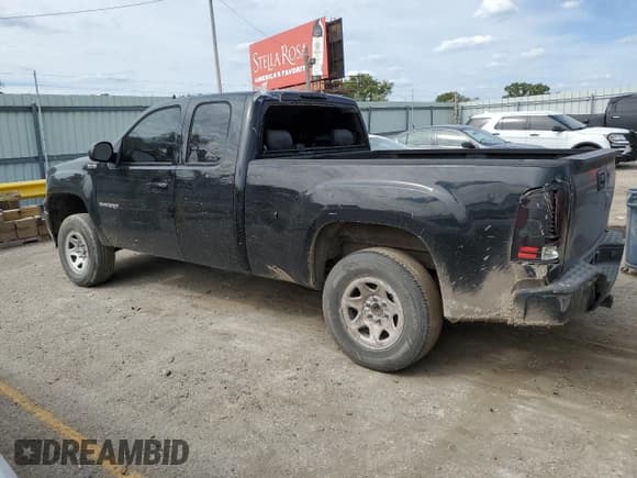 ✅ 2013 GMC Sierra 1500 SLT • VIN: 1GTR2WE7XDZ142206 • Lot: 81907495. Listed on Copart with 112,797 mi. Free auction sales archive from the USA and detailed vehicle history report at DreamBid. Image 2.