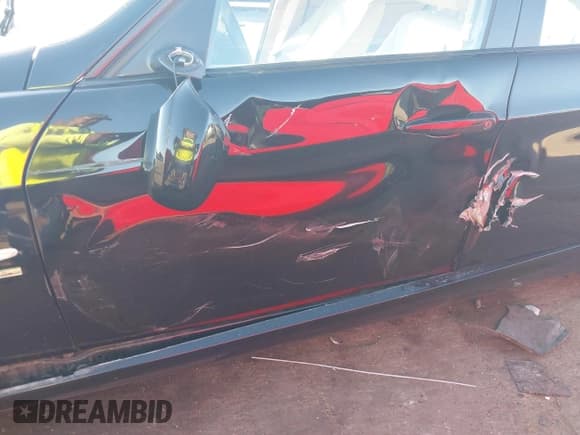 ✅ 2010 BMW 3 Series 328i xDrive • VIN: WBAPK5C55AA651923 • Lot: 42786136. Listed on IAAI with 82,131 mi. Free auction sales archive from the USA and detailed vehicle history report at DreamBid. Image 6.