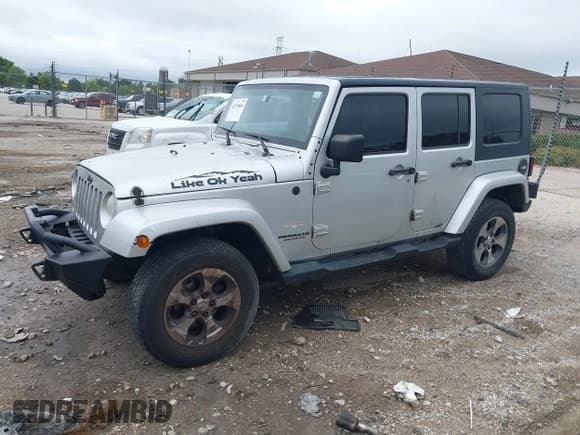 ✅ 2008 Jeep Wrangler Unlimited Sahara • VIN: 1J4GA591X8L525995 • Lot: 42759896. Listed on IAAI with 177,301 mi. Free auction sales archive from the USA and detailed vehicle history report at DreamBid. Image 2.