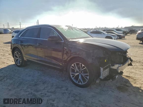 ✅ 2021 Audi Q8 Premium Plus • VIN: WA1EVAF1XMD033710 • Lot: 96346095. Wystawiony na Copart z przebiegiem 72 375 mil. Bezpłatny archiwum sprzedaży aukcyjnych z USA i szczegółowy raport historii pojazdu na DreamBid. Zdjęcie 4.