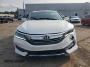 ✅ 2016 Honda Accord EX-L • VIN: 1HGCR3F07GA004676 • Лот: 71856005. Опубликован ранее на Copart с пробегом 97 216 миль. Бесплатный доступ к архиву аукционных продаж из США и подробный отчёт об истории автомобиля на DreamBid. Изображение 5.